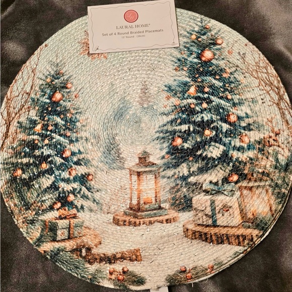 Holiday Placemats - Festive Green and White - Picture 4 of 4